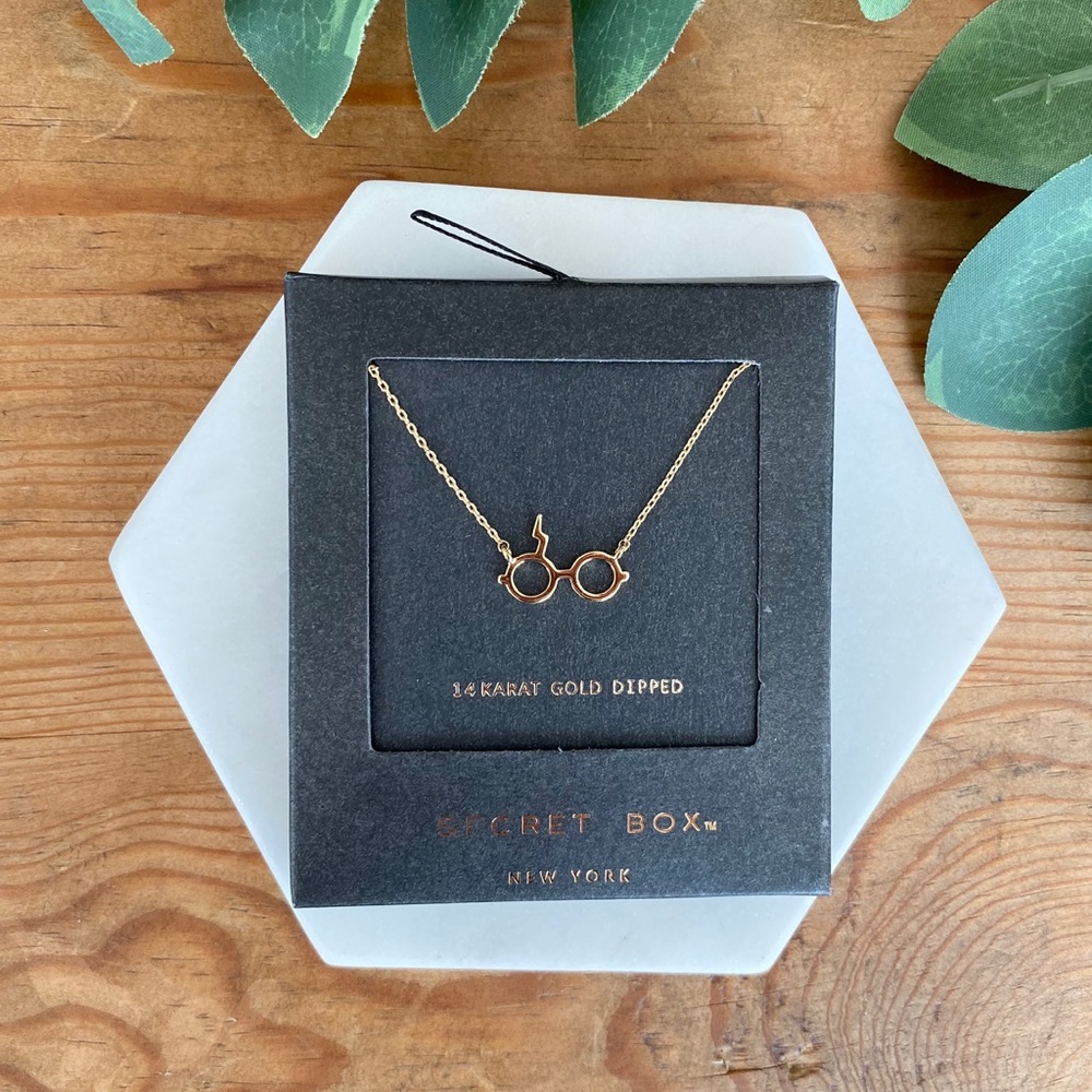 💓 Gold Dipped Harry Potter Glasses Necklace - Picture 2 of 2